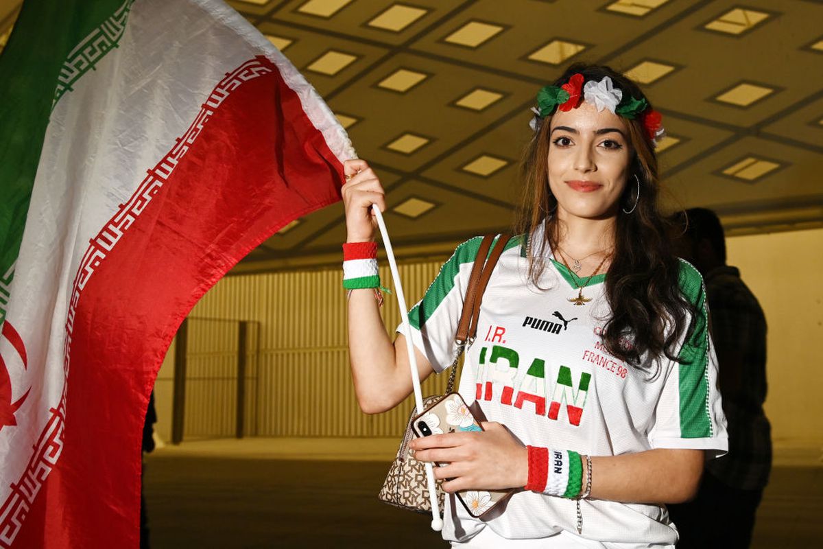 În tribune, a câștigat Iranul » Imagini superbe cu cea mai frumoasă galerie de la Campionatul Mondial