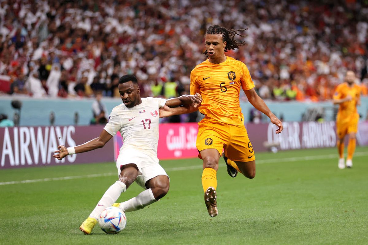 Prima grupă limpezită: Senegal se califică în „optimi” pentru a doua oară în istorie » Jurnaliștii GSP i-au filmat pe africani executând dansul bucuriei