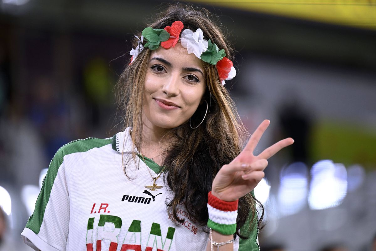 În tribune, a câștigat Iranul » Imagini superbe cu cea mai frumoasă galerie de la Campionatul Mondial