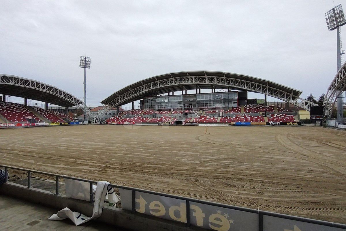 Stadion „Francisc Neuman” Arad 29 noiembrie