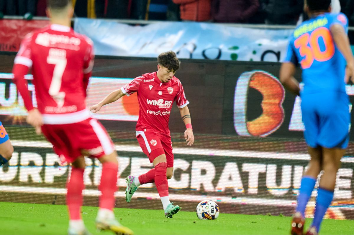 Ce transferuri și schimbări tactice ar face ASTĂZI la Dinamo o legendă a clubului