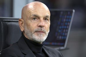 Fiorentina a luat decizia în cazul antrenorului Stefano Pioli