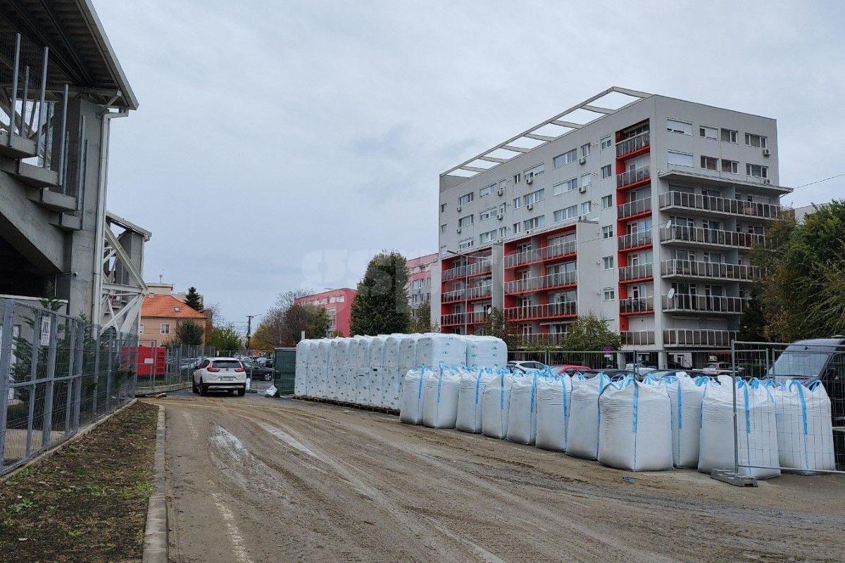 Stadion „Francisc Neuman” Arad 29 noiembrie