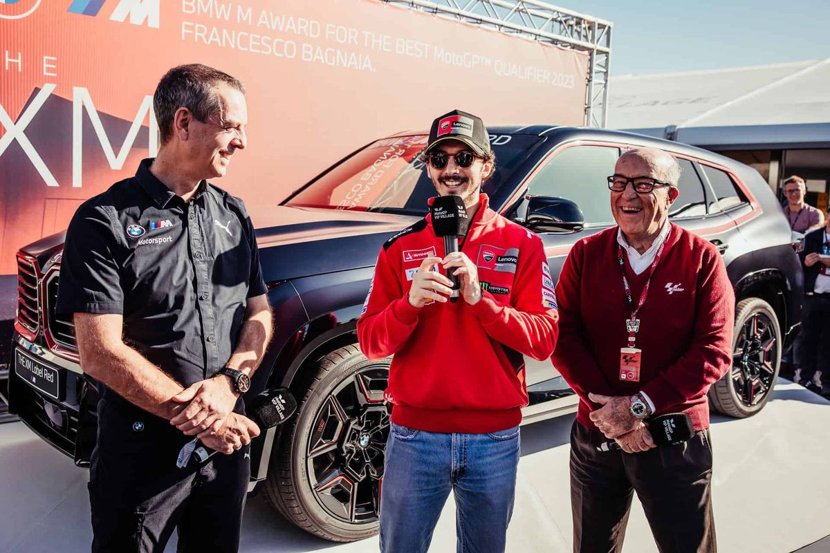 Cadou impresionant pentru campionul din MotoGP » I-ar face invidioși și pe jucătorii lui Real