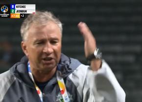 Dan Petrescu, reacție șocantă în Liga Campionilor Asiei! Și-a insultat asistenții de pe banca de rezerve!