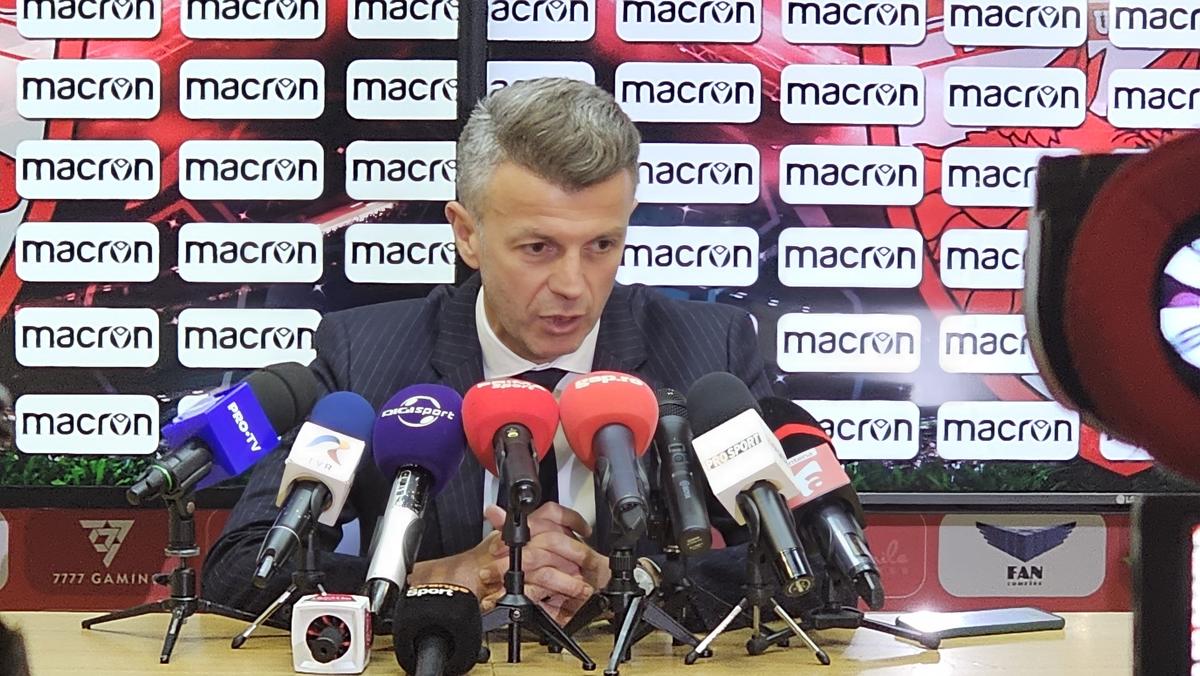 Ovidiu Burcă la conferința de adio de la Dinamo