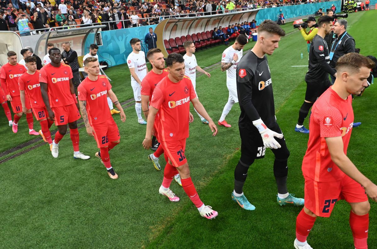 În premieră out din „11”-le FCSB » Favoritul lui Gigi Becali a rămas fără protecție