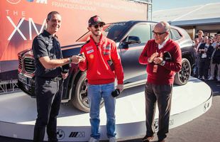 Cadou impresionant pentru campionul din MotoGP » I-ar face invidioși și pe jucătorii lui Real