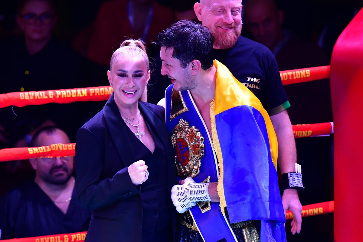 Ronald Gavril a câștigat centura WBF World » Și-a făcut KO adversarul în runda a 5-a
