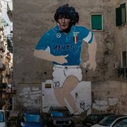 Pictura murală din Napoli înfățindu-l pe Diego Armando Maradona e al doilea cel mai vizitat turistic din Italia