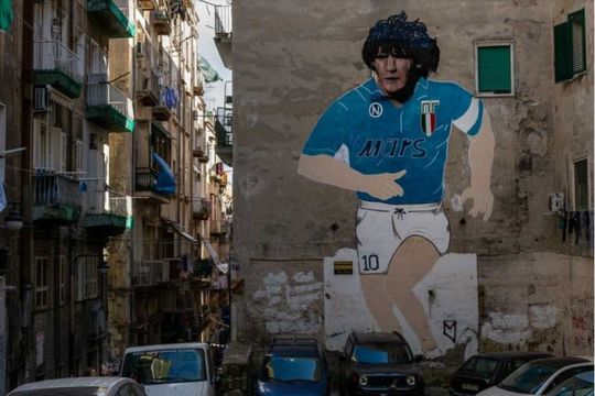 Pictura murală din Napoli înfățindu-l pe Diego Armando Maradona e al doilea cel mai vizitat turistic din Italia