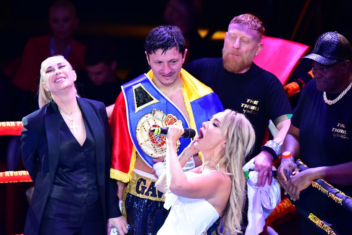 Ronald Gavril a câștigat centura WBF World » Și-a făcut KO adversarul în runda a 5-a