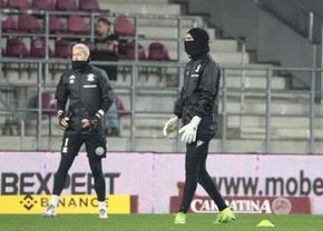 Titular pe foaia de joc pentru Rapid în meciul cu Petrolul, s-a accidentat la încălzire și a fost înlocuit