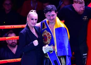 Ronald Gavril a câștigat centura WBF World » Și-a făcut KO adversarul în runda a 5-a