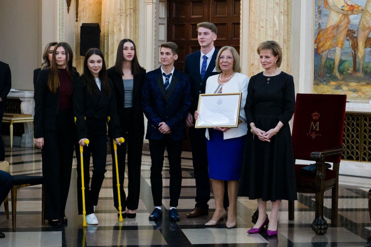 David Popovici a fost premiat de Familia Regală a României » Sportivii, seară de gală în Sufrageria de Stat de la Palatul Regal