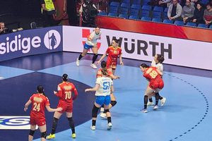 România - Cehia, debutul la Campionatul European de handbal feminin » Curmenț, două „parade” formidabile! Jucăm acasă la Debrecen: 2.000 de români cântă în Fonix Arena