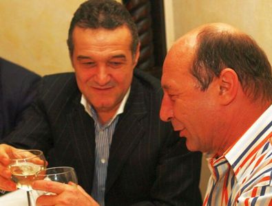 Gigi Becali, derapaje în direct! Dă de pământ cu Traian Băsescu: „Om de nimic, un boșorog cocoșat” + Un nou derapaj la adresa Elenei Lasconi: „Se vede asta după fața ei”