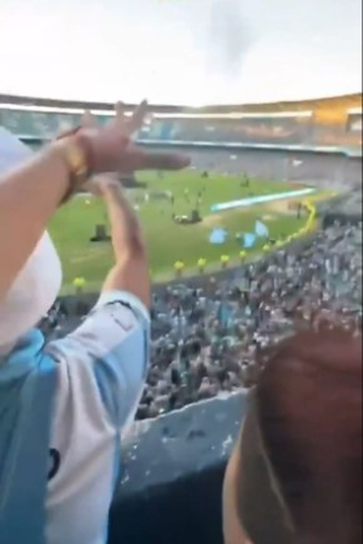 Scene bizare în finala Copei Sudamericana cu fanii lui Racing pe stadion!