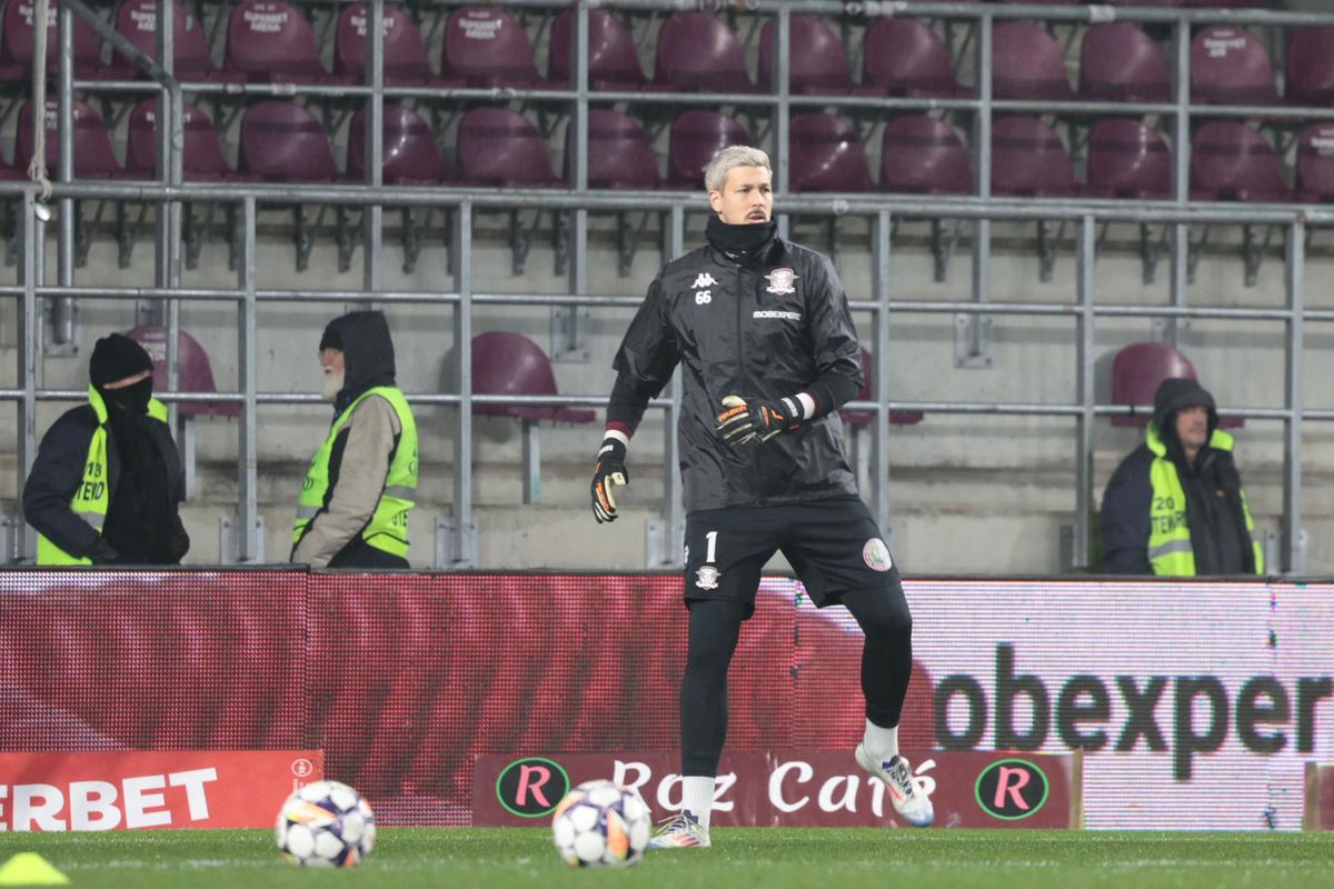 Rapid - Petrolul, înainte de meci