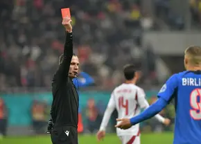S-au pus de acord! » Daniel Bîrligea trebuie amendat după FCSB - Olympiakos: „Trebuie să simtă” / „Fără doar și poate, nu ai voie să faci asta”