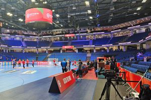 România - Cehia, debutul la Campionatul European de handbal feminin » Reporterii GSP transmit de la Debrecen