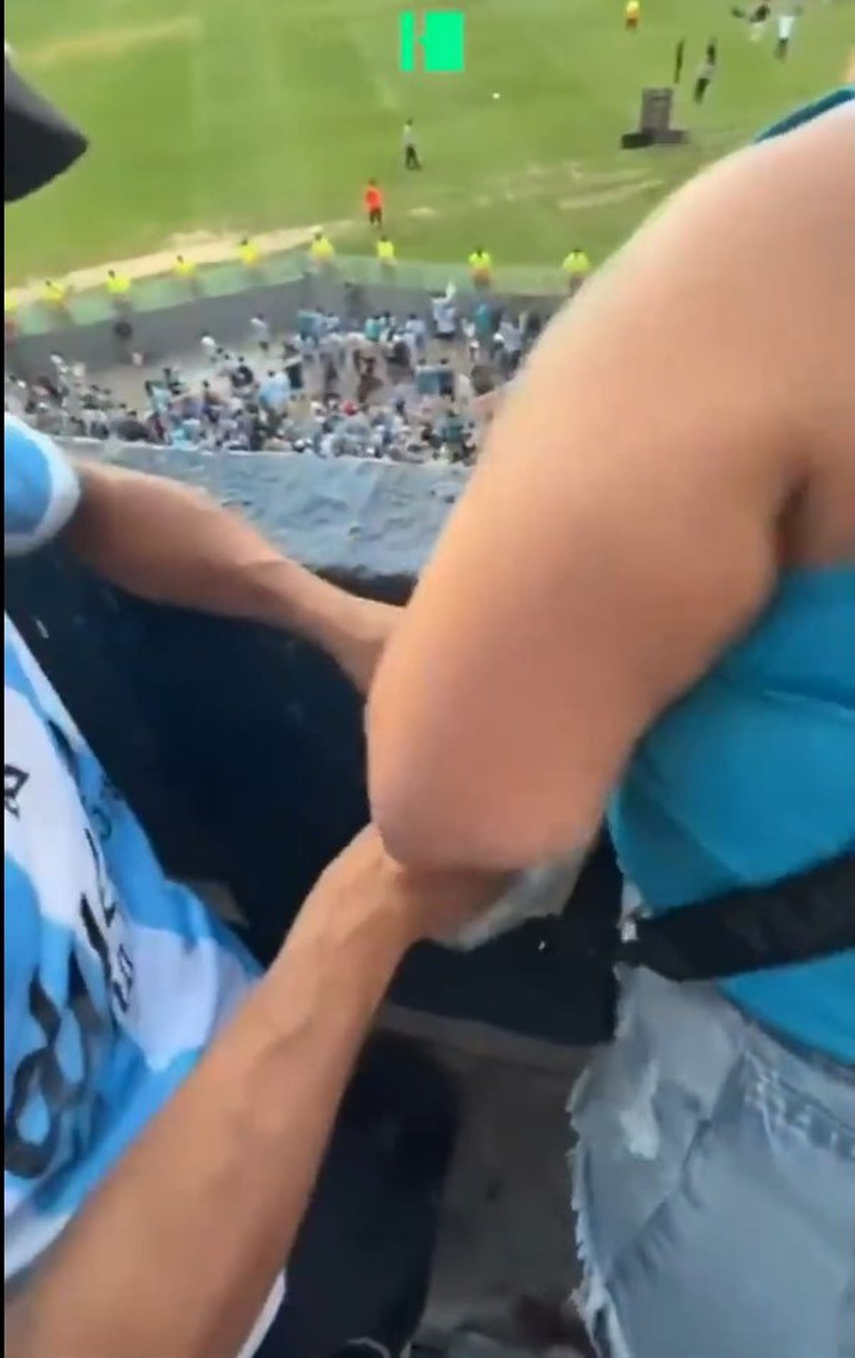 Scene bizare în finala Copei Sudamericana cu fanii lui Racing pe stadion!