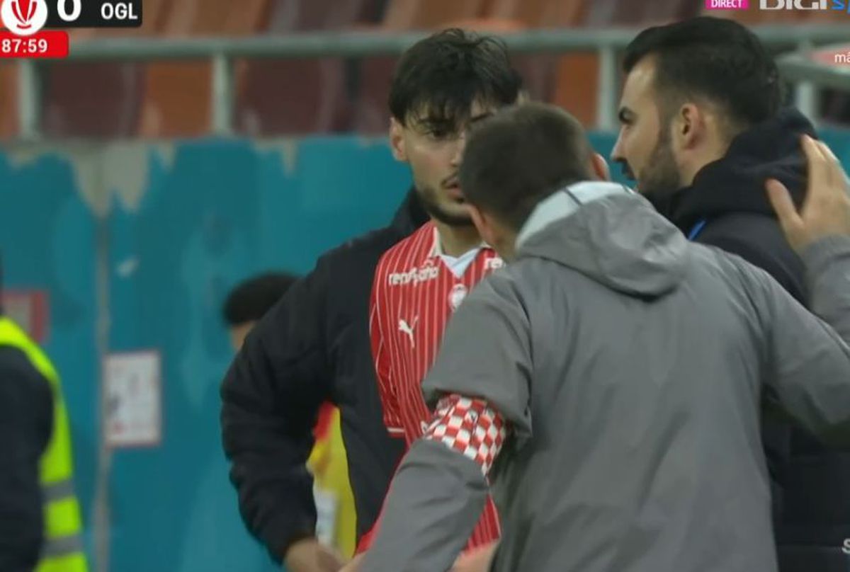 La 3 luni de la transfer, Adrian Mazilu a debutat la Dinamo: nu mai jucase din aprilie 2024