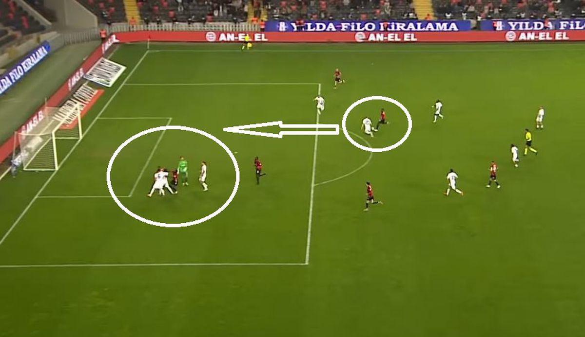 Scene IREALE în Turcia, cu Maxim, Sorescu și Drăguș pe teren: GOL în timp ce jucătorii săriseră la bătaie!