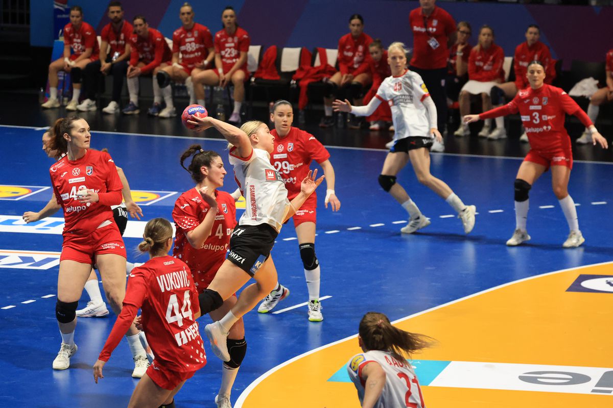 Danemarca, demonstrație de forță înaintea derby-ului de „sferturi” cu România » Clasamentul grupei A la CM de handbal feminin