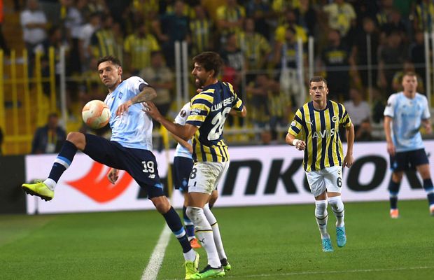 Fostul atacant al Ucrainei a fost reținut și înrolat în armată » E gata de război