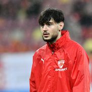 Adrian Mazilu, înainte de Dinamo - Oțelul / Foto: Cristi Preda GSP