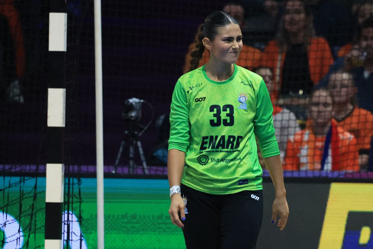 Valentina Menucci își trăiește visul la Rotterdam: „Merită orice sacrificiu!” » Imposibil de ingorat la meciul contra Olandei