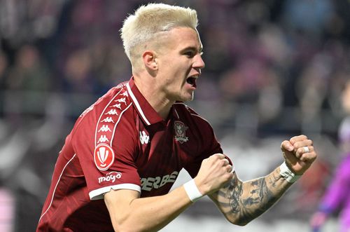 Claudiu Petrila, marcator și pasator decisiv în Rapid - Csikzereda/ foto Imago Images