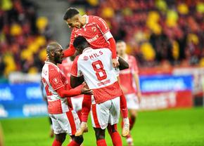 Dinamo - Oțelul Galați 1-0 » Victorie cu cap! „Câinii” se apropie de Rapid, salvați de execuția căpitanului Cîrjan