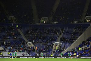 La 0-4 pe teren propriu, suporterii n-au mai răbdat și au început să părăsească stadionul