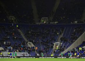 La 0-4 pe teren propriu, suporterii n-au mai răbdat și au început să părăsească stadionul