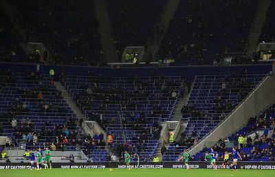 La 0-4 pe teren propriu, suporterii n-au mai răbdat și au început să părăsească stadionul