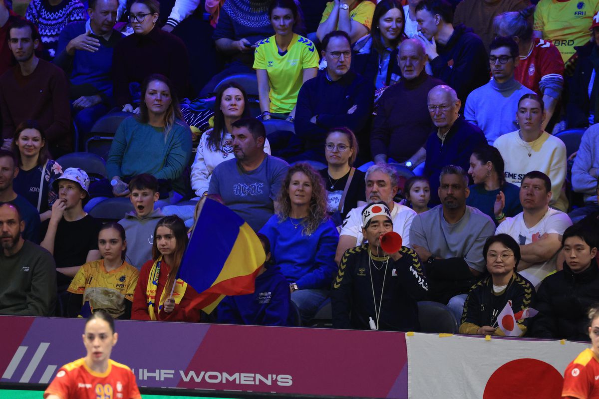 Gestul de la imn! Ce au făcut fanii români din Rotterdam Ahoy în momentul solemn dedicat rivalei Japonia