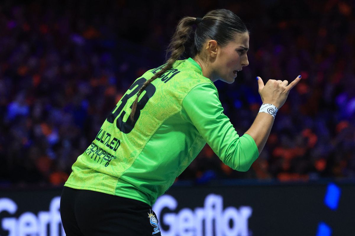 Valentina Menucci își trăiește visul la Rotterdam: „Merită orice sacrificiu!” » Imposibil de ingorat la meciul contra Olandei