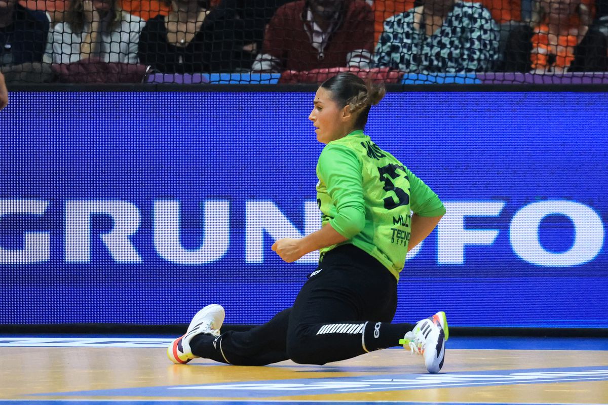 Valentina Menucci își trăiește visul la Rotterdam: „Merită orice sacrificiu!” » Imposibil de ingorat la meciul contra Olandei