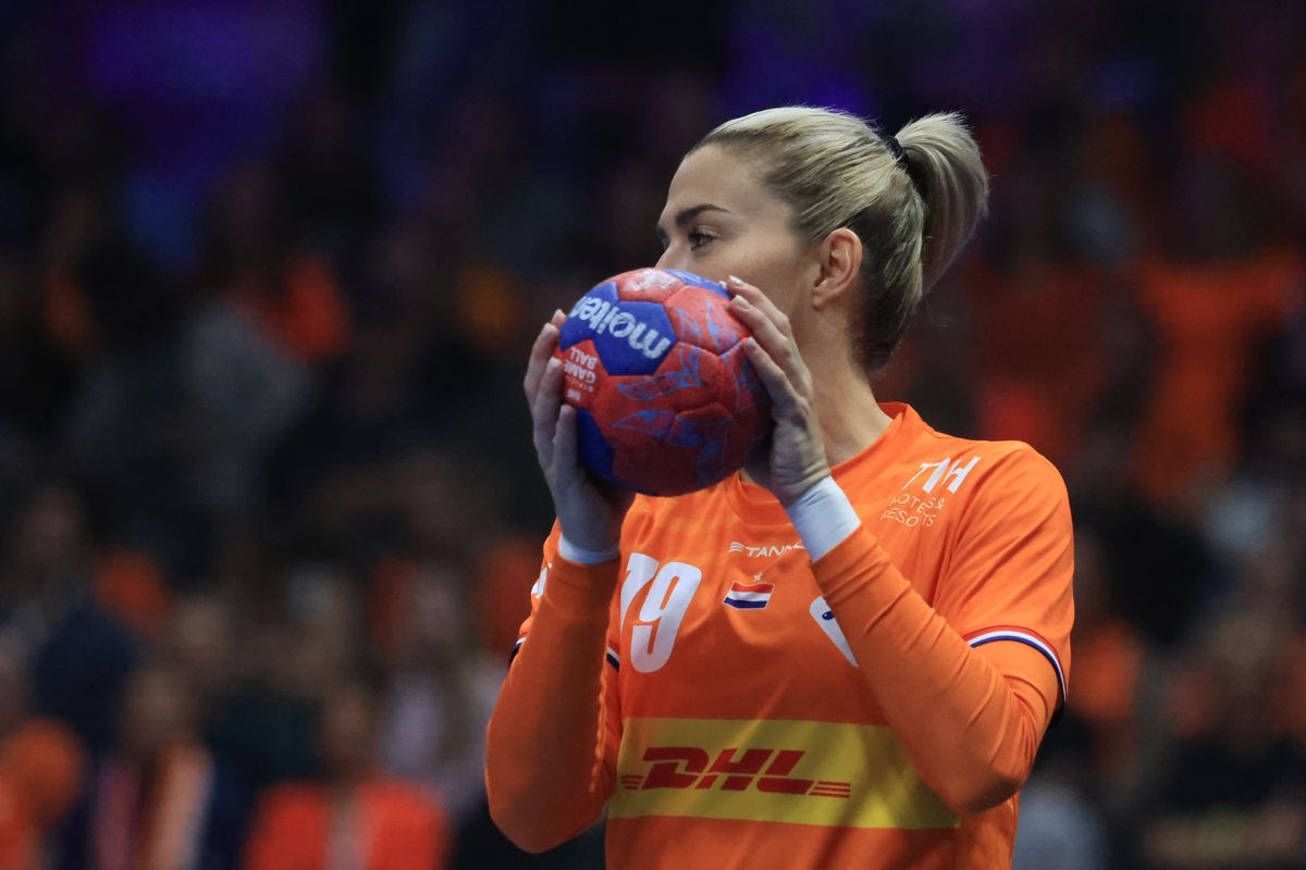 Handbalista Rapidului e superstar în Olanda! Îi calcă pe urme lui David Beckham peste Ocean: „Exact cum a făcut el!”