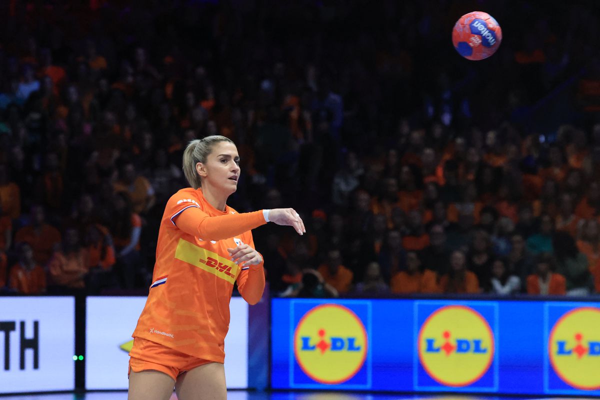 Handbalista Rapidului e superstar în Olanda! Îi calcă pe urme lui David Beckham peste Ocean: „Exact cum a făcut el!”