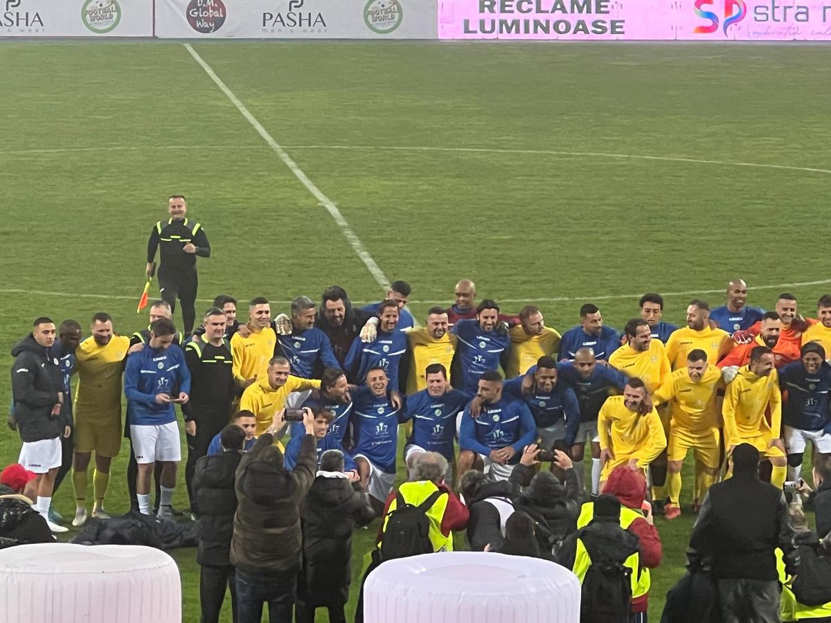 Fotograf român, lăsat fără cuvinte de oamenii lui Ronaldinho » Cerința care i-a provocat indignare: „Pentru mine înseamnă traiul pe jumătate de lună!”