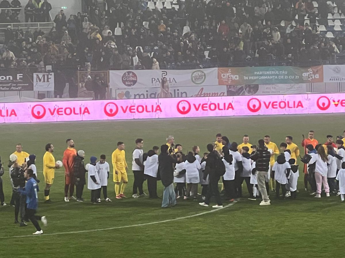 Fotograf român, lăsat fără cuvinte de oamenii lui Ronaldinho » Cerința care i-a provocat indignare: „Pentru mine înseamnă traiul pe jumătate de lună!”