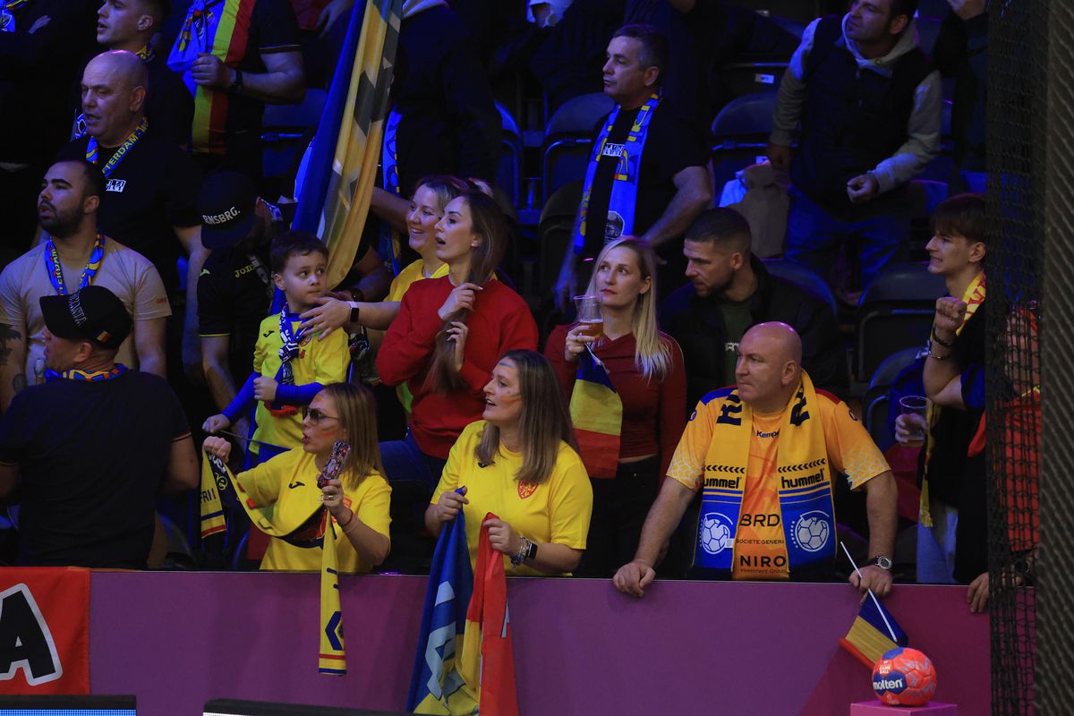 Gestul de la imn! Ce au făcut fanii români din Rotterdam Ahoy în momentul solemn dedicat rivalei Japonia