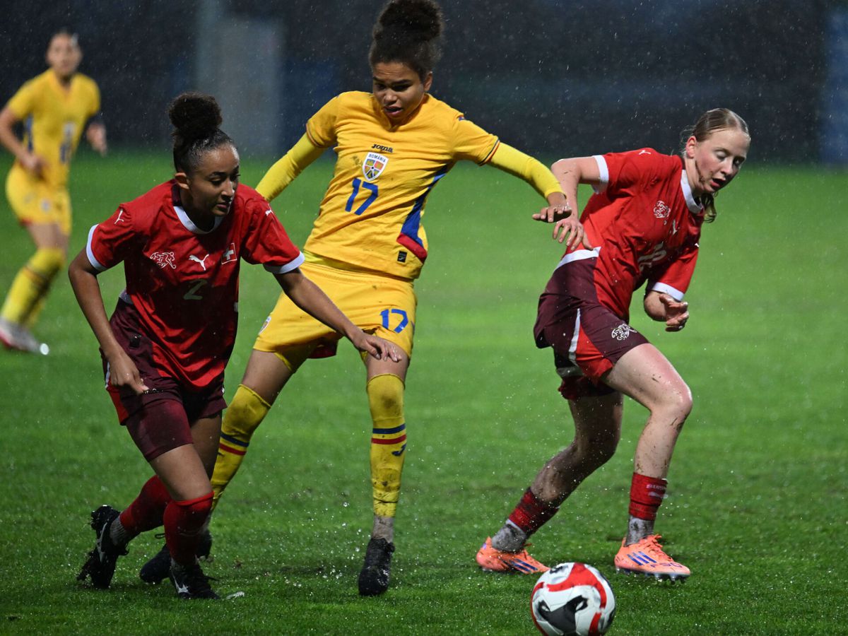 Imagini SPECTACULOASE de la meciul echipei naționale feminine de junioare Under 17