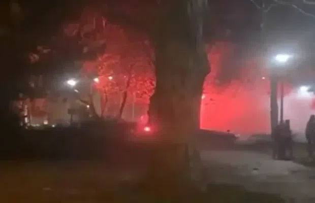 După meciul cu FCSB, temuții ultrași ai Stelei Roșii Belgrad s-au bătut cu altă galerie celebră din Europa