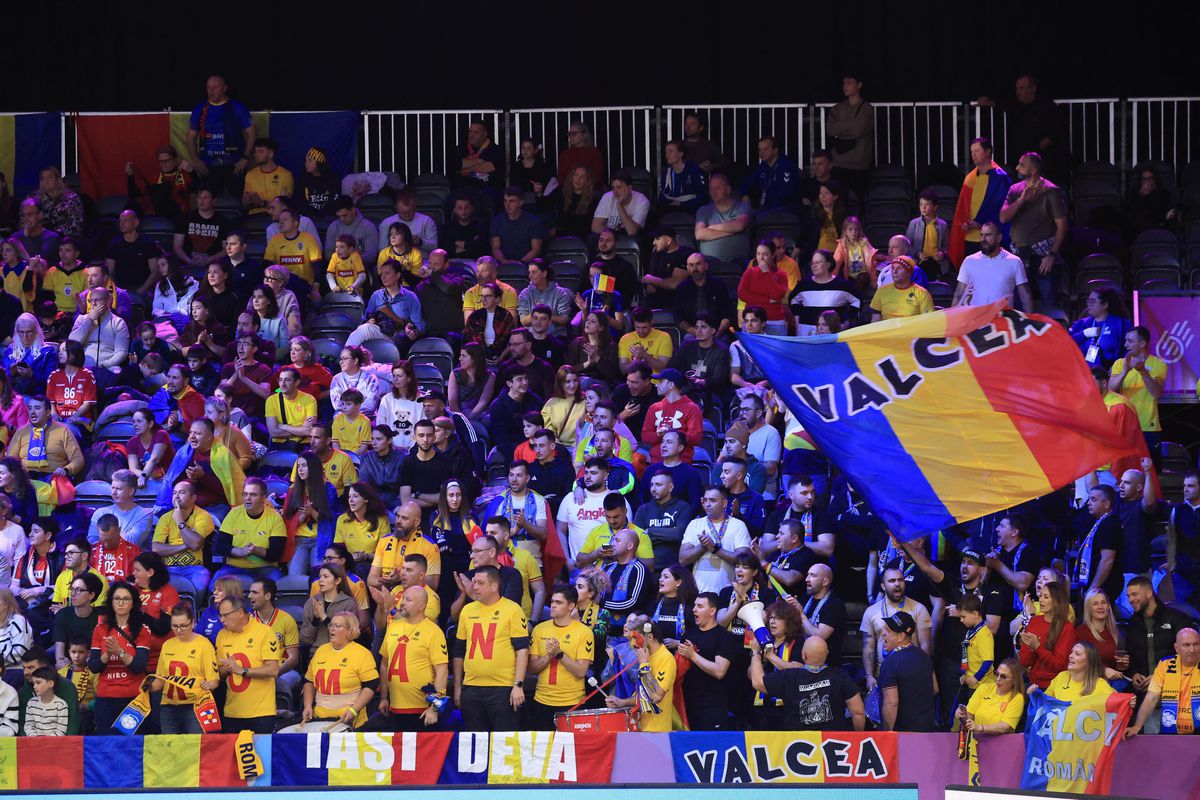 Gestul de la imn! Ce au făcut fanii români din Rotterdam Ahoy în momentul solemn dedicat rivalei Japonia