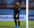 VIDEO+FOTO S-a retras Diego Forlan » Meci de vis în Uruguay, cu staruri internaționale: Cine a fost cel mai ovaționat după Forlan + Suarez a jucat portar și a avut câteva reflexe extraordinare :D