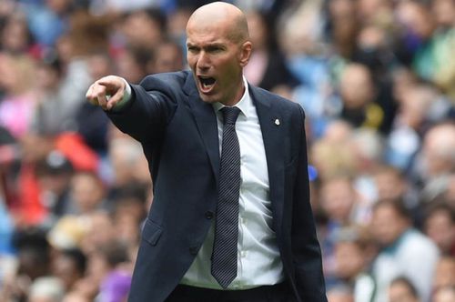 Francezul Jerome Rothen povestește „cel mai urât moment al carierei”, fiind insultat de starul lui Real Madrid, Zinedine Zidane, într-un meci de Champions League.